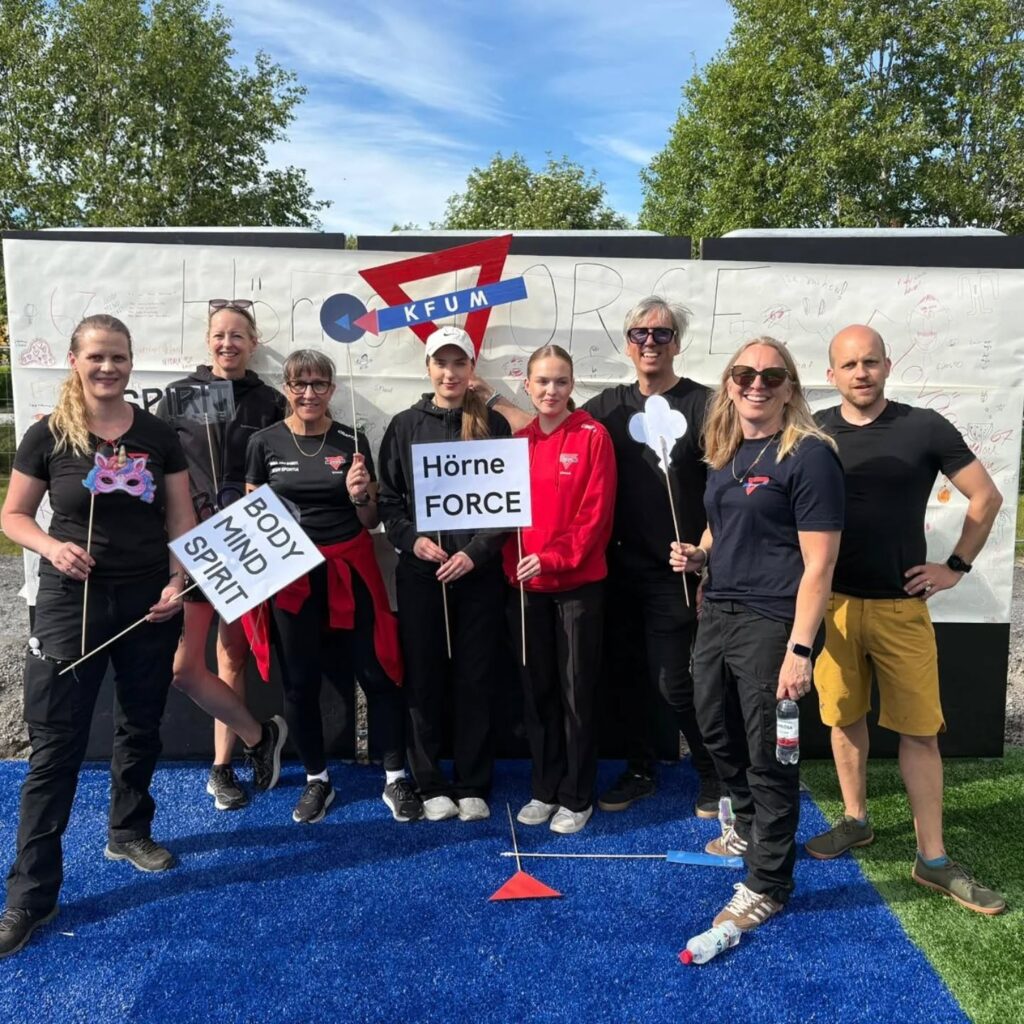 KFUM personer efter invigningen